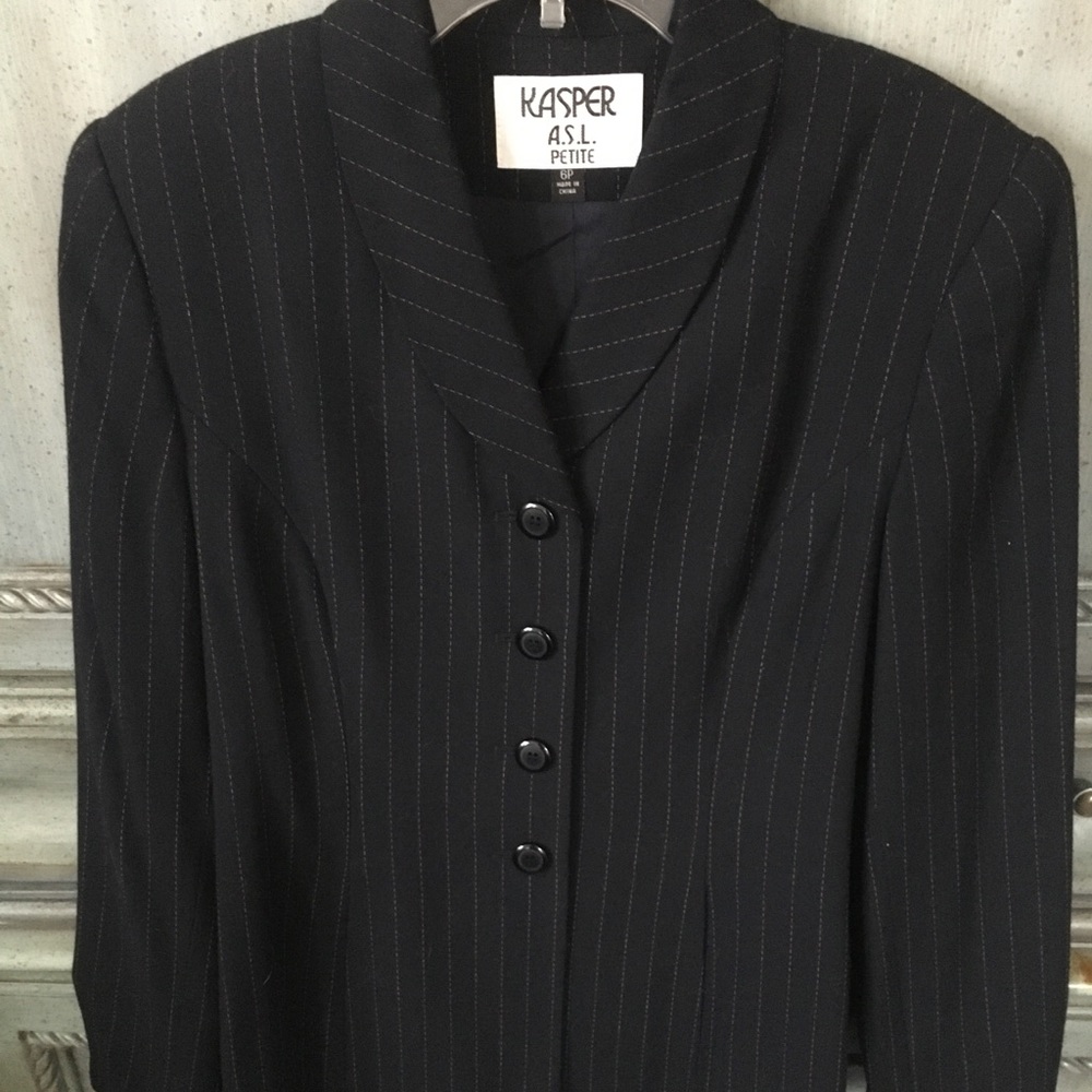 Kasper navy blue blazer